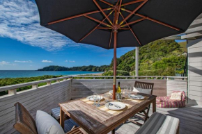 Spectacular Woolleys Bay - Matapouri Holiday Home